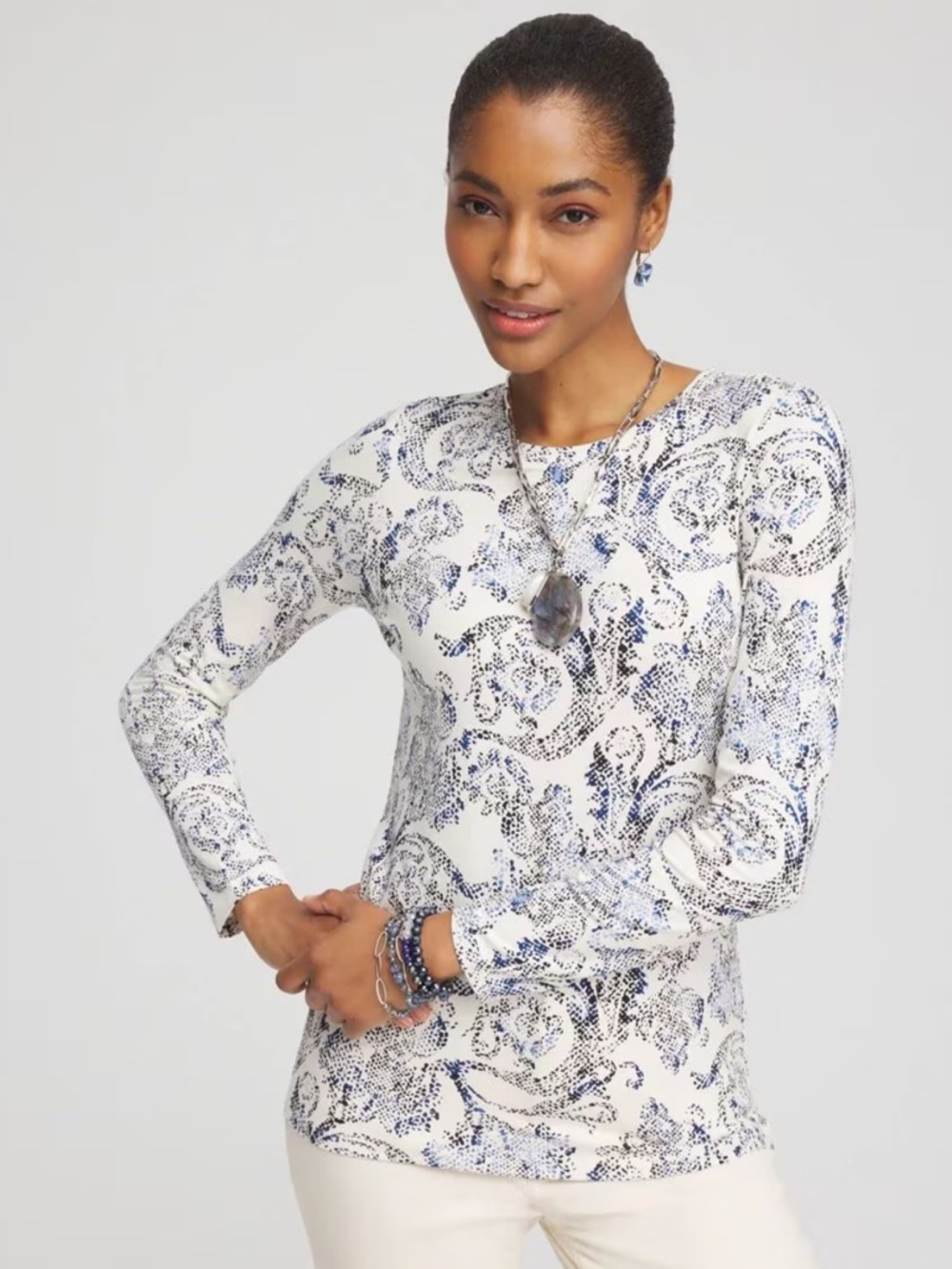 Chico's Touch of Cool Snakeskin Print Ivory & Blue Long Sleeve Size 1 like a M